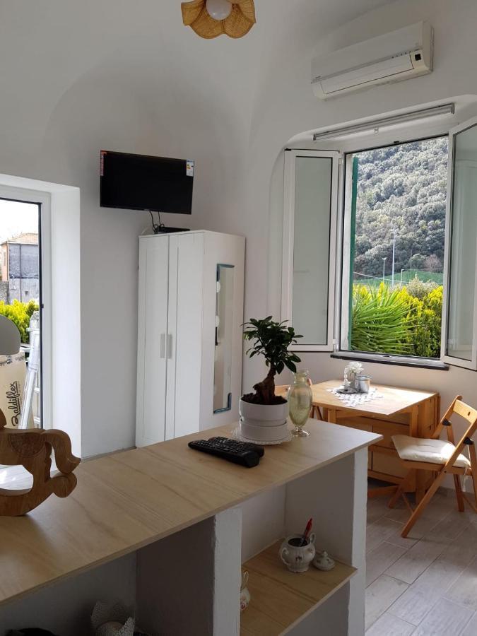 Mini Ca Del Borgo Appartement Finale Ligure Buitenkant foto